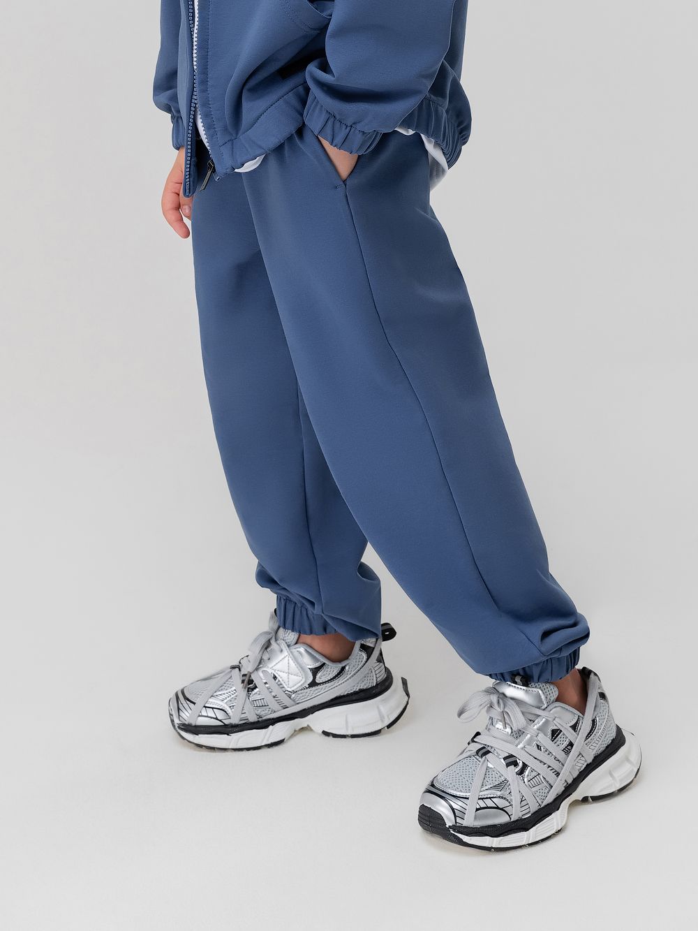 Костюм с толстовкой - фото 9