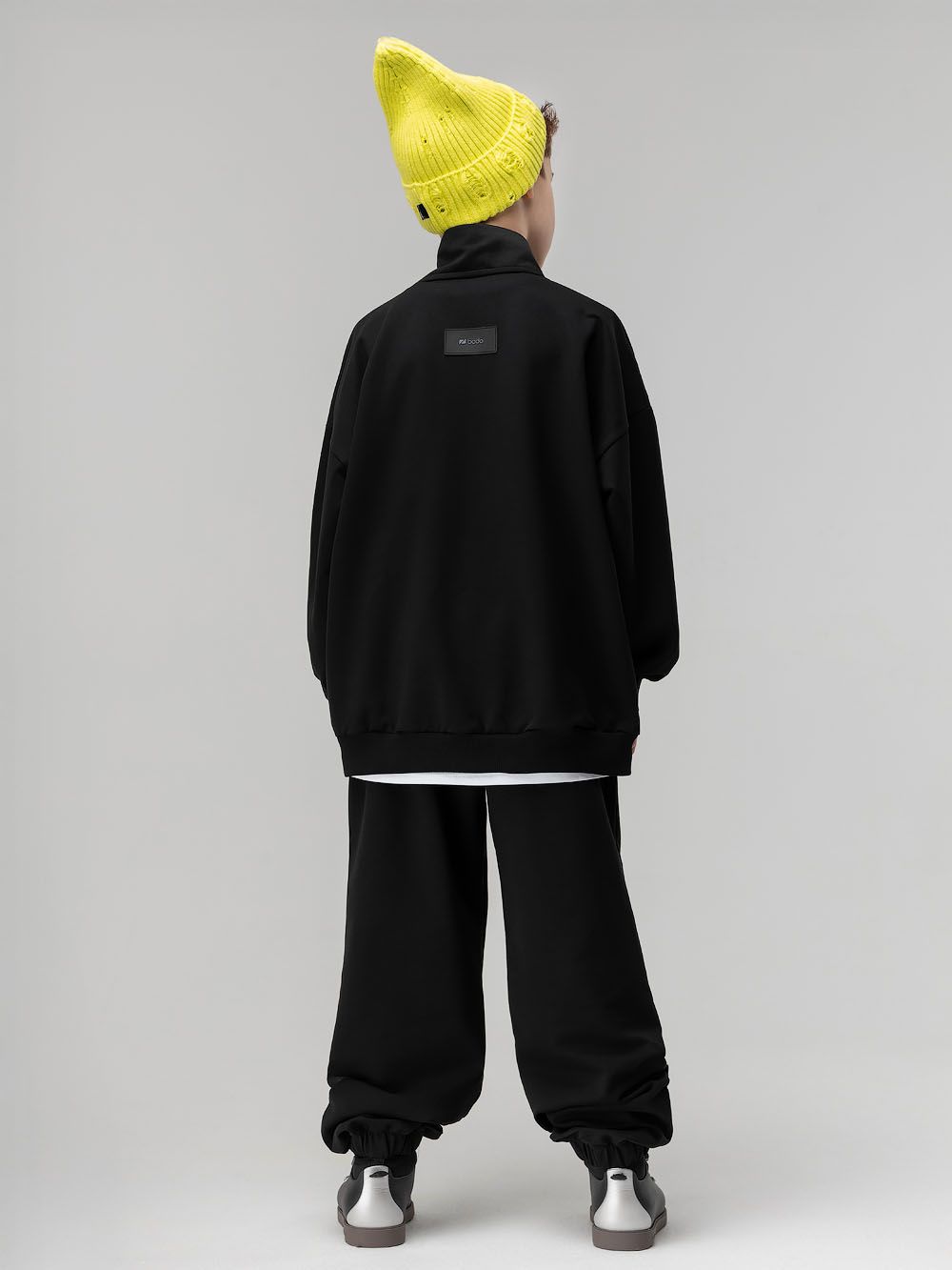 Костюм с толстовкой на короткой молнии - фото 10