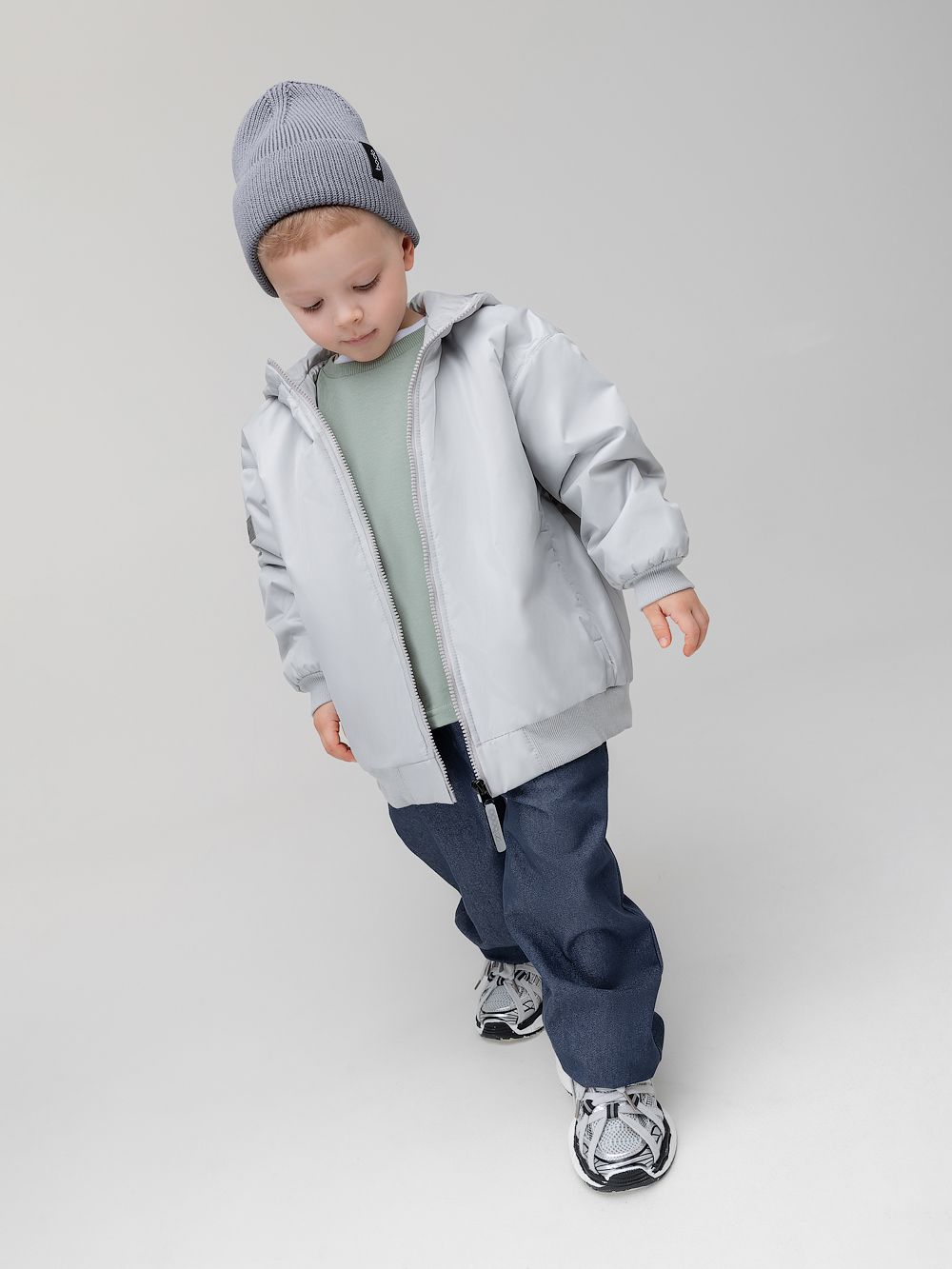 Бомбер с капюшоном - фото 3