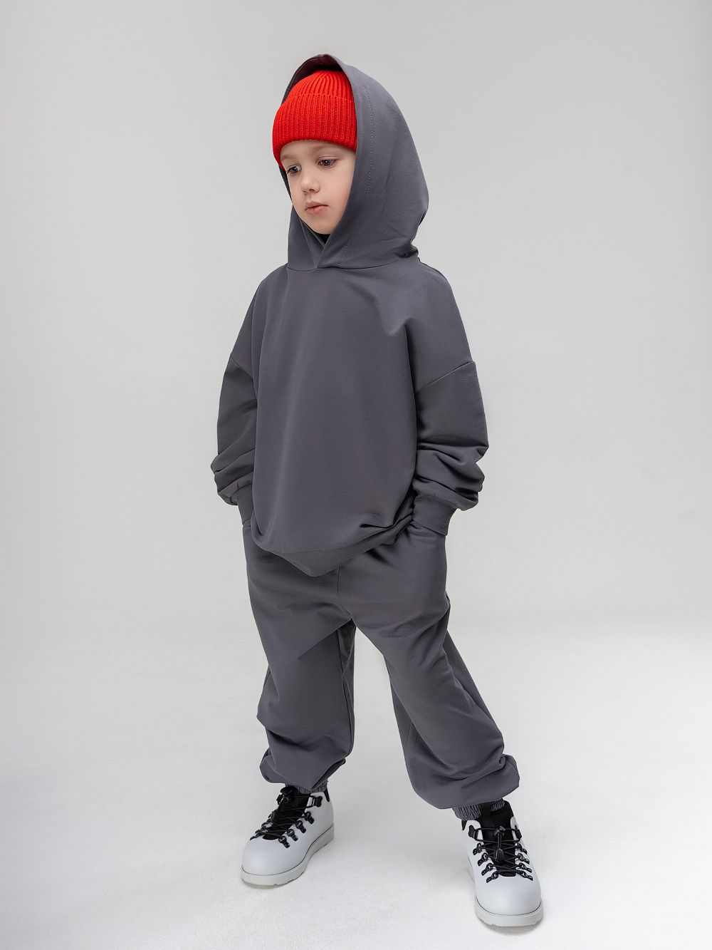 Костюм с капюшоном - фото 1