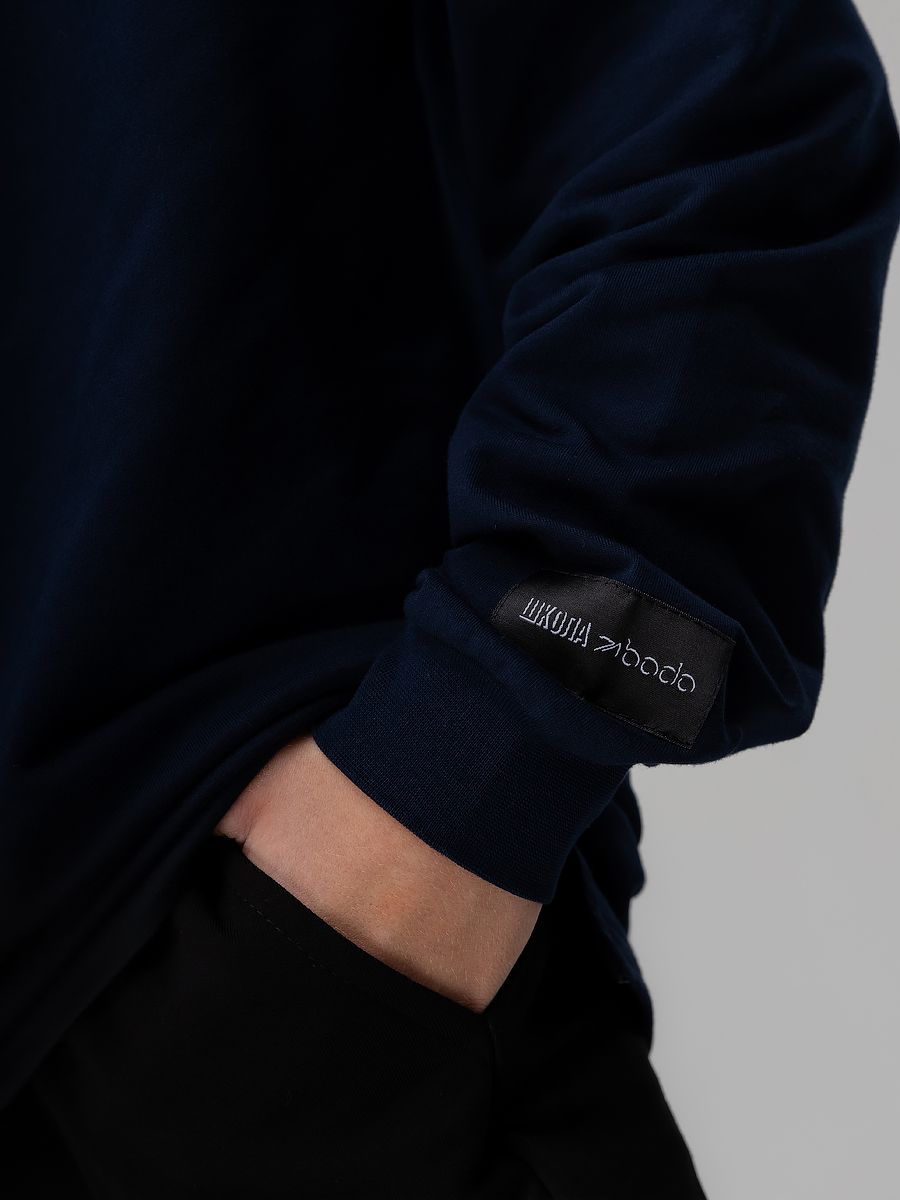 Свитшот с удлиненной спинкой - фото 6