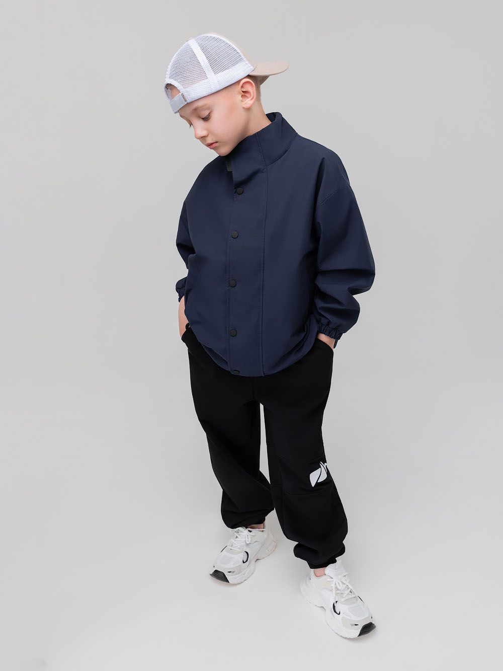 Ветровка с воротником стойкой - фото 6