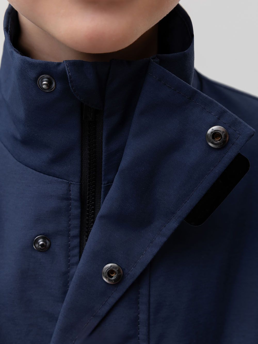 Ветровка с воротником стойкой - фото 9