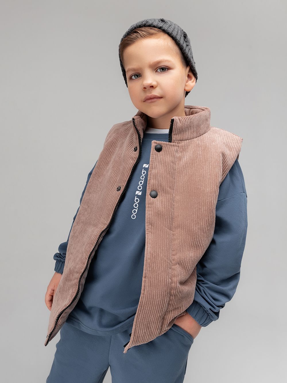 Жилет вельветовый утеплённый - фото 1