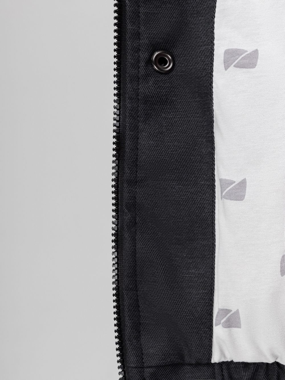 Куртка с накладными карманами - фото 13