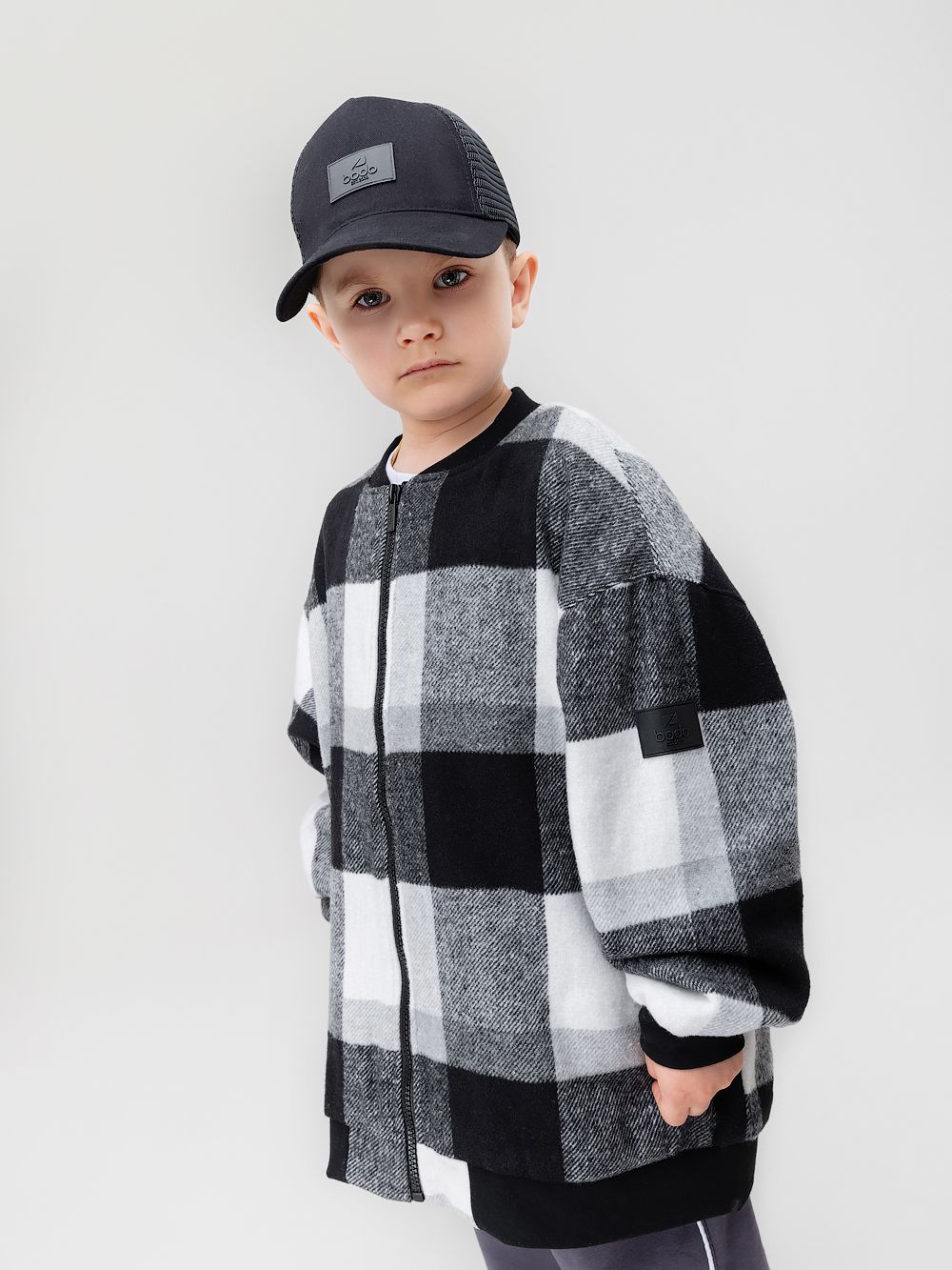 Толстовка - бомбер в клетку - фото 4