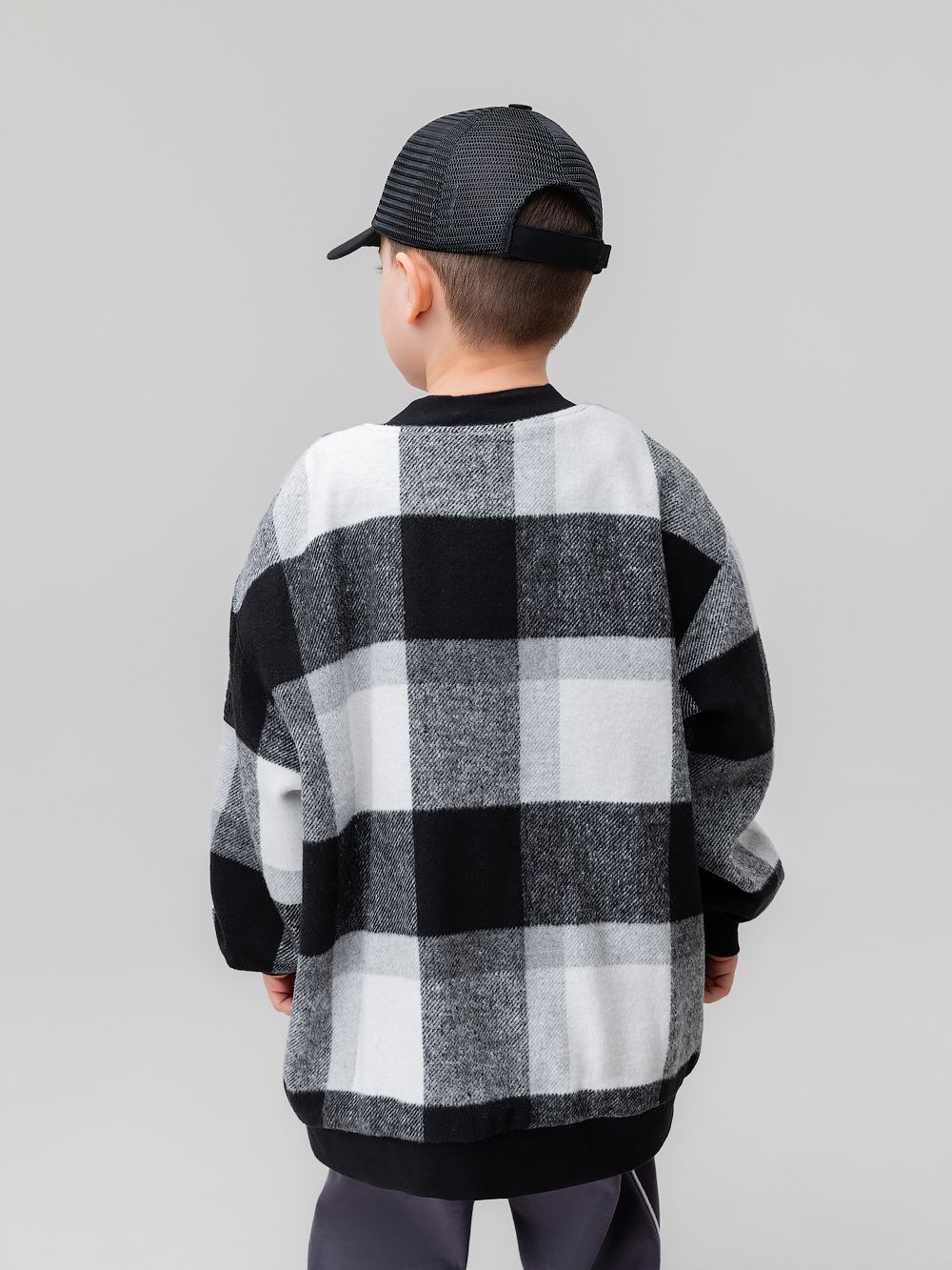 Толстовка - бомбер в клетку - фото 10