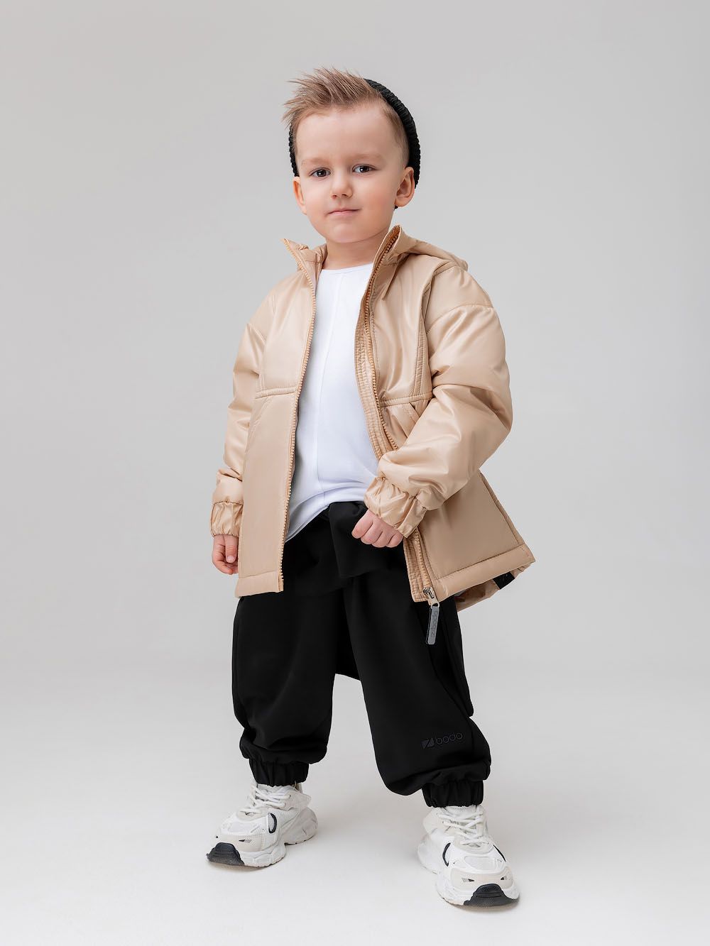 Куртка с капюшоном - фото 1