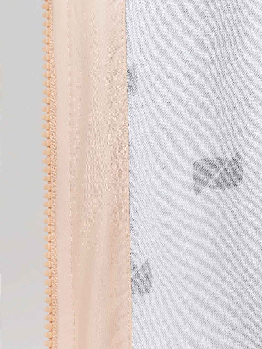 Куртка с капюшоном - фото 8