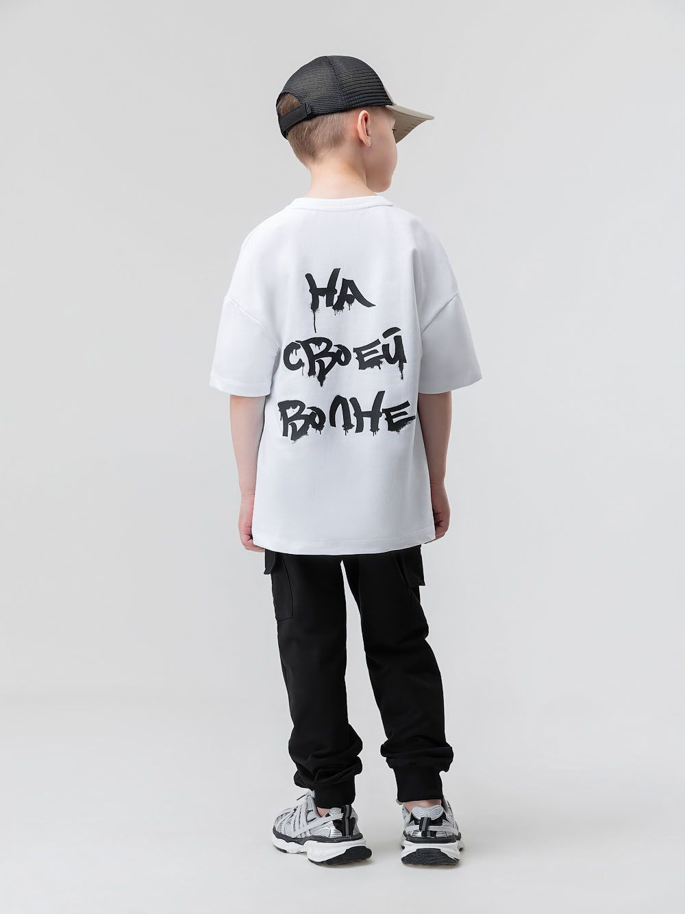 Брюки - джоггеры с карманами - фото 7