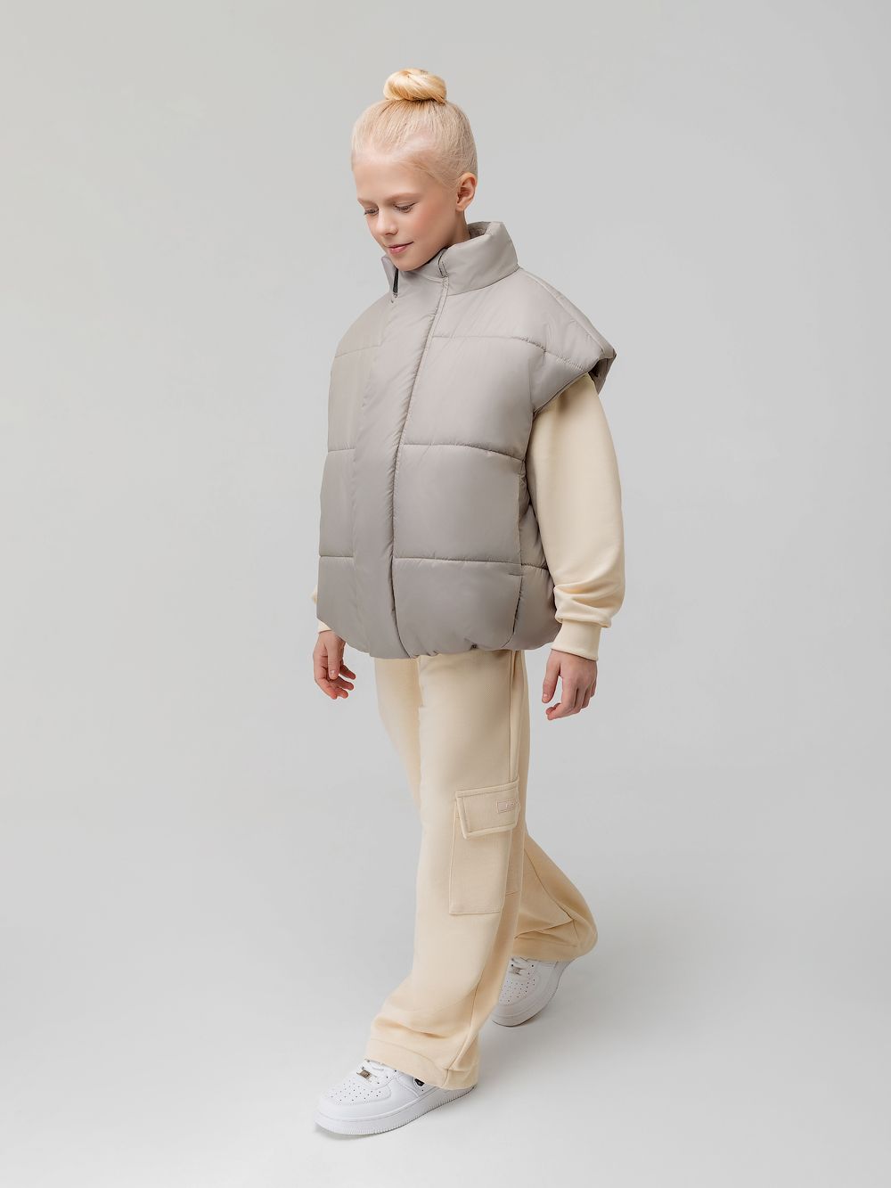 Жилет утеплённый с утяжкой - фото 6