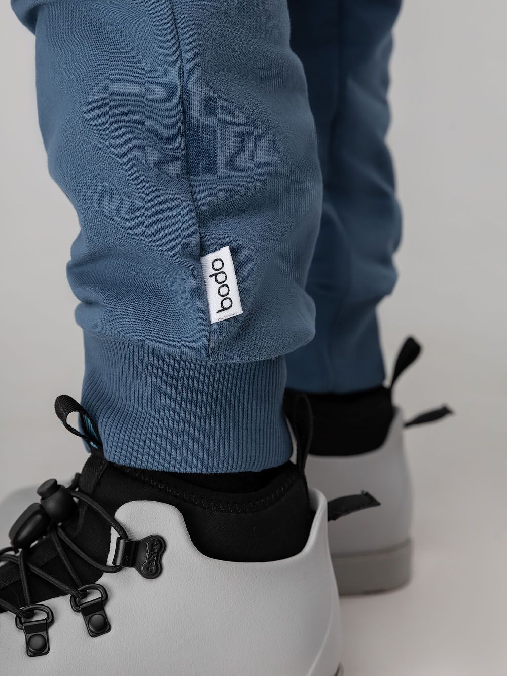 Костюм с толстовкой однотонный - фото 10