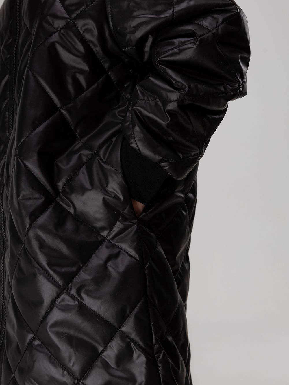 Стеганный бомбер - фото 7