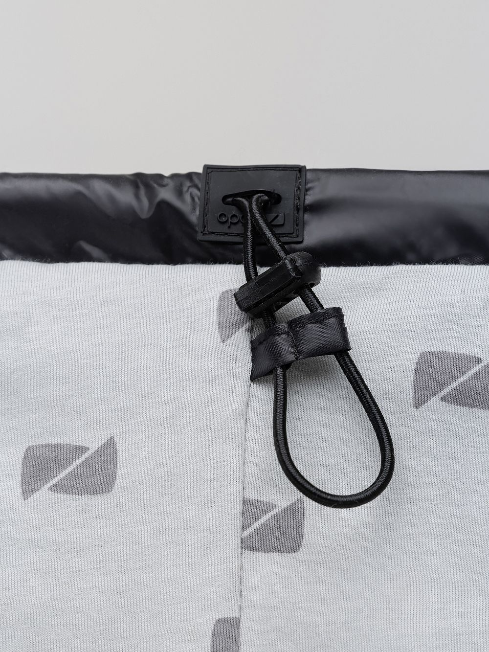 Жилет утеплённый с утяжкой - фото 11