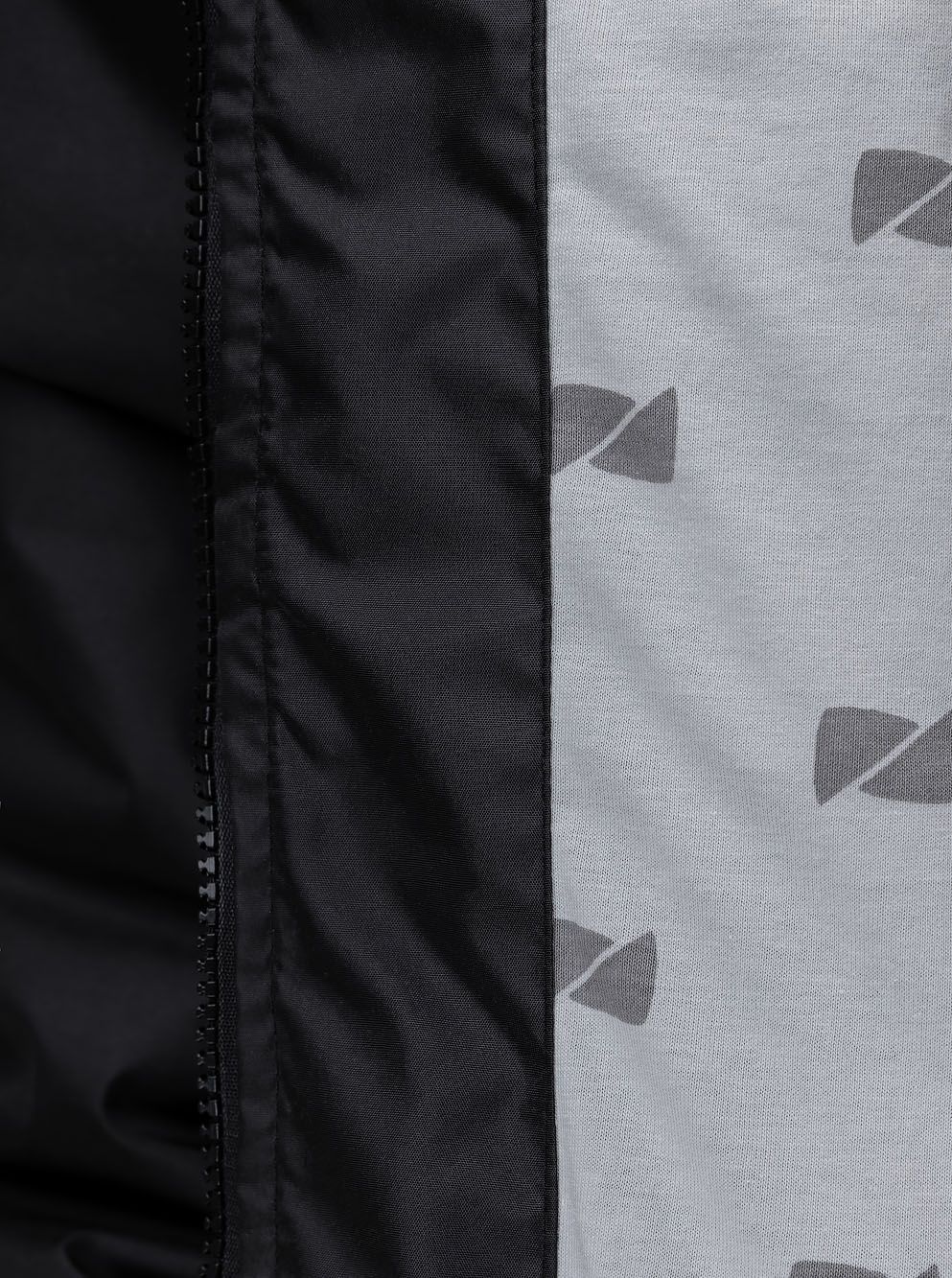 Бомбер с капюшоном - фото 11