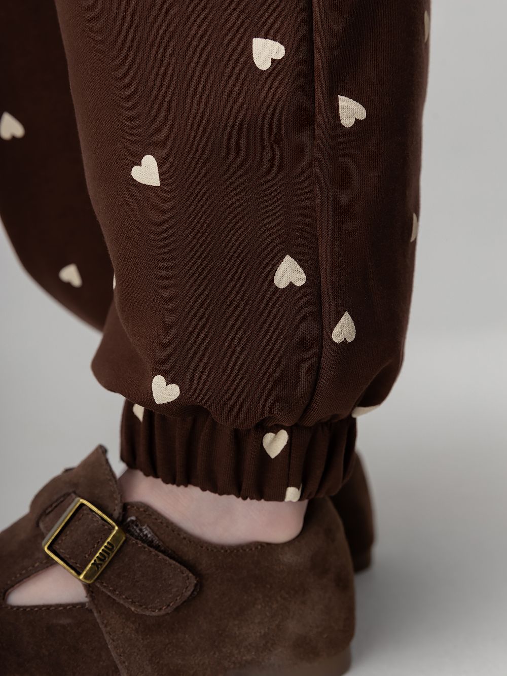 Костюм на молнии с сердечками - фото 9