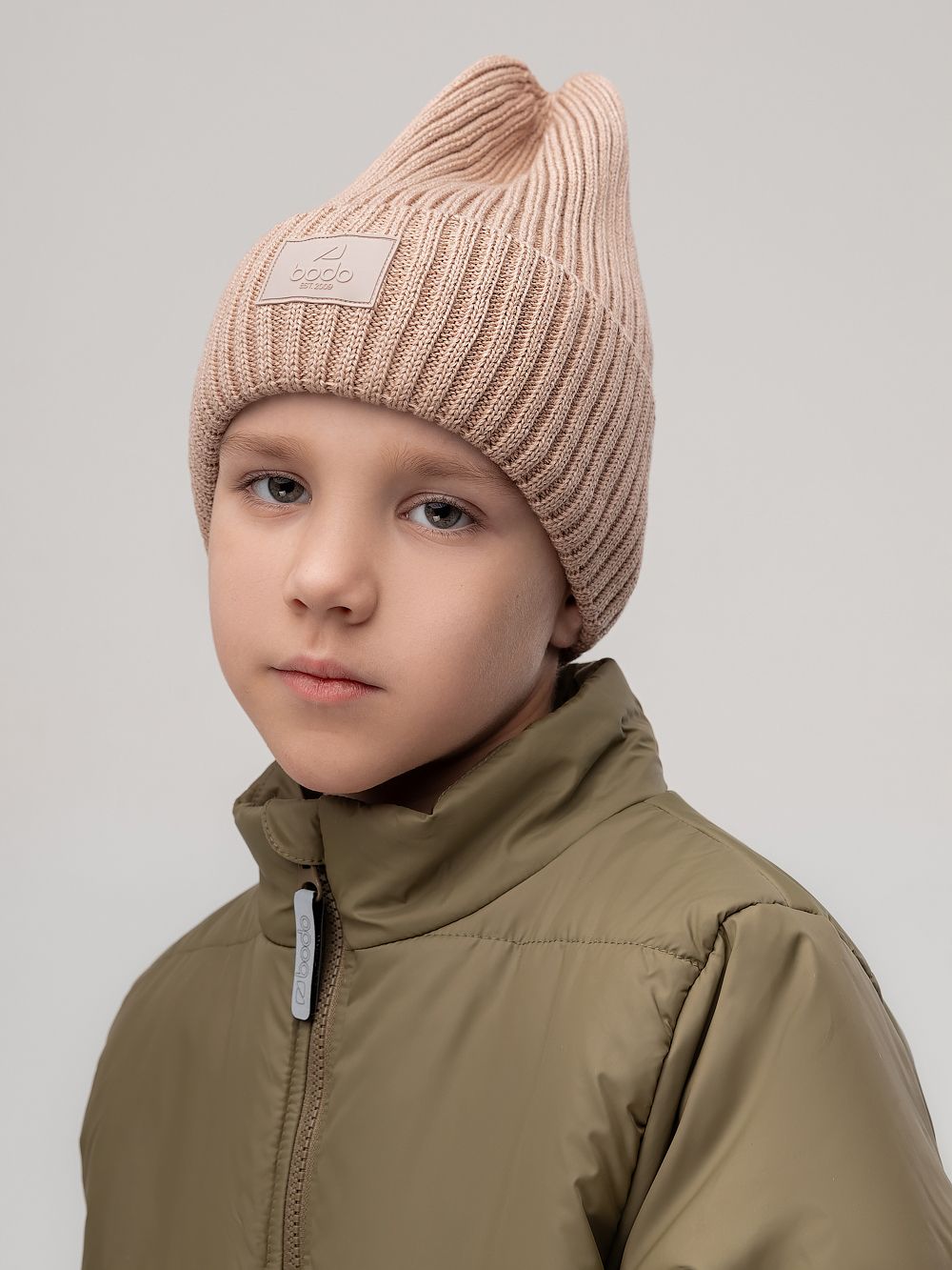 Шапка - тыковка с нашивкой - фото 4