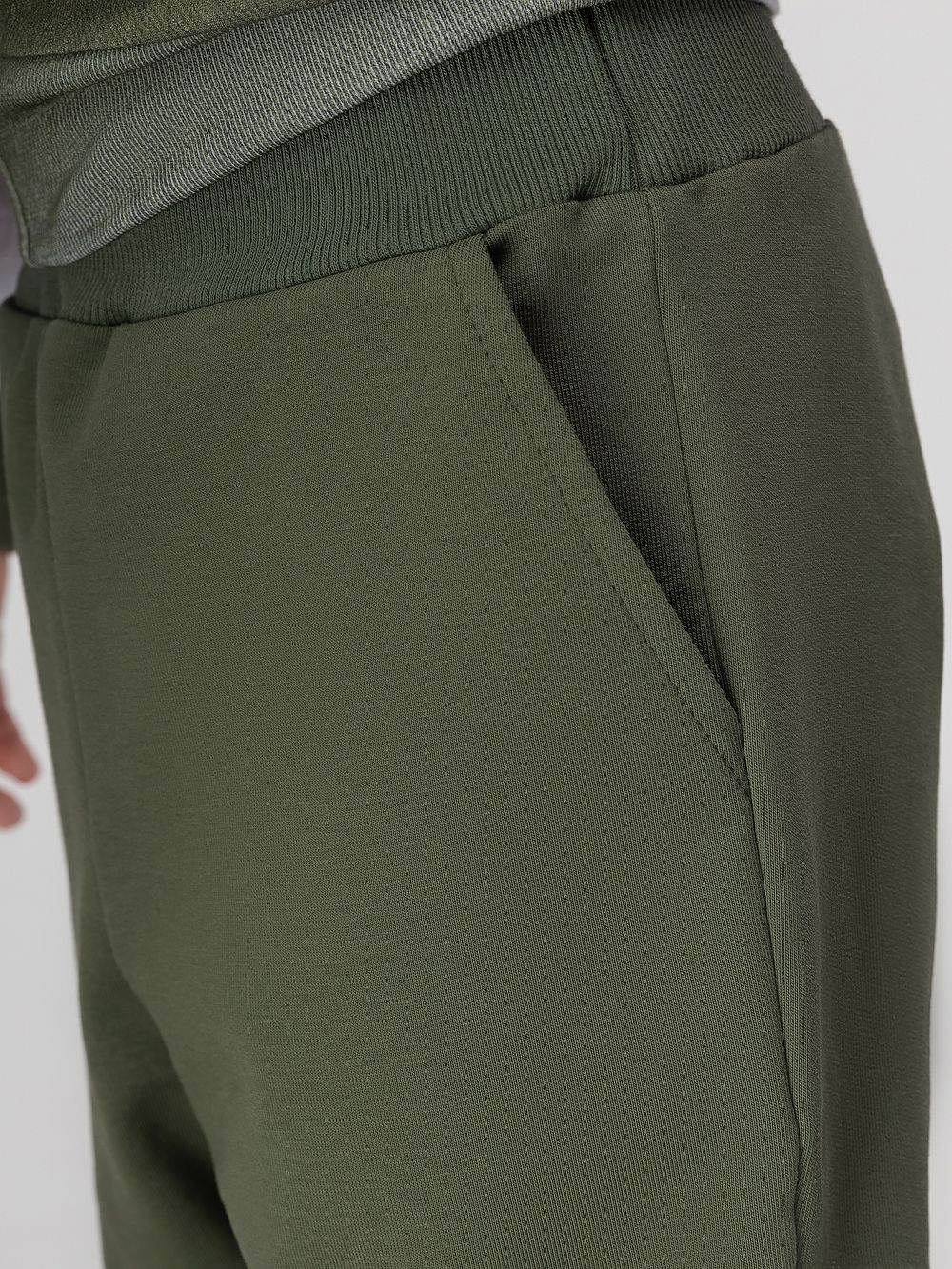 Брюки с манжетами внизу - фото 6