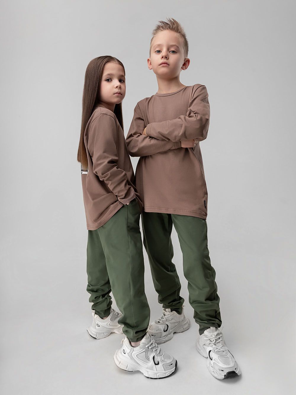 Брюки однотонные - фото 1