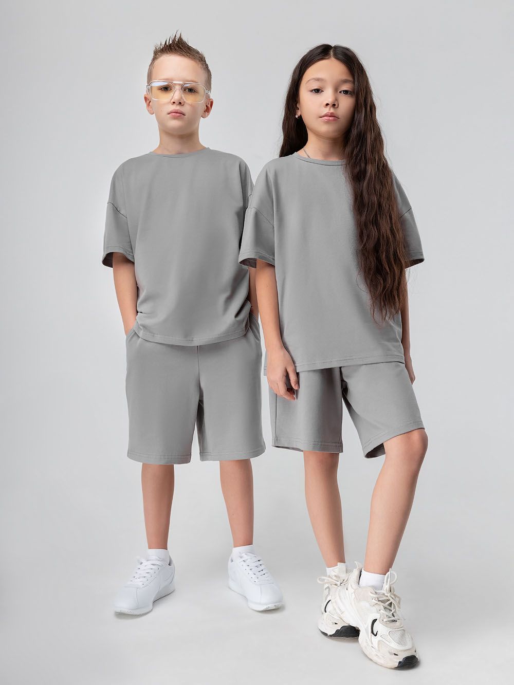 Костюм однотонный с шортами - фото 1