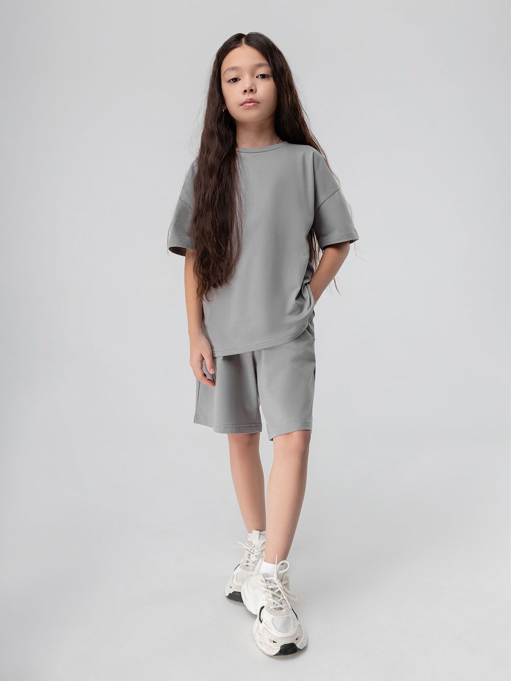 Костюм однотонный с шортами - фото 2