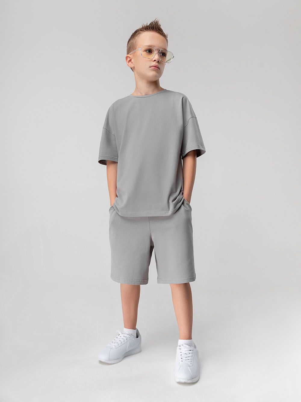 Костюм однотонный с шортами - фото 3