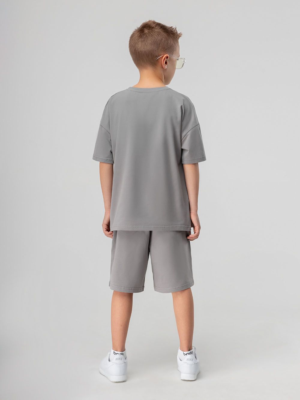 Костюм однотонный с шортами - фото 8