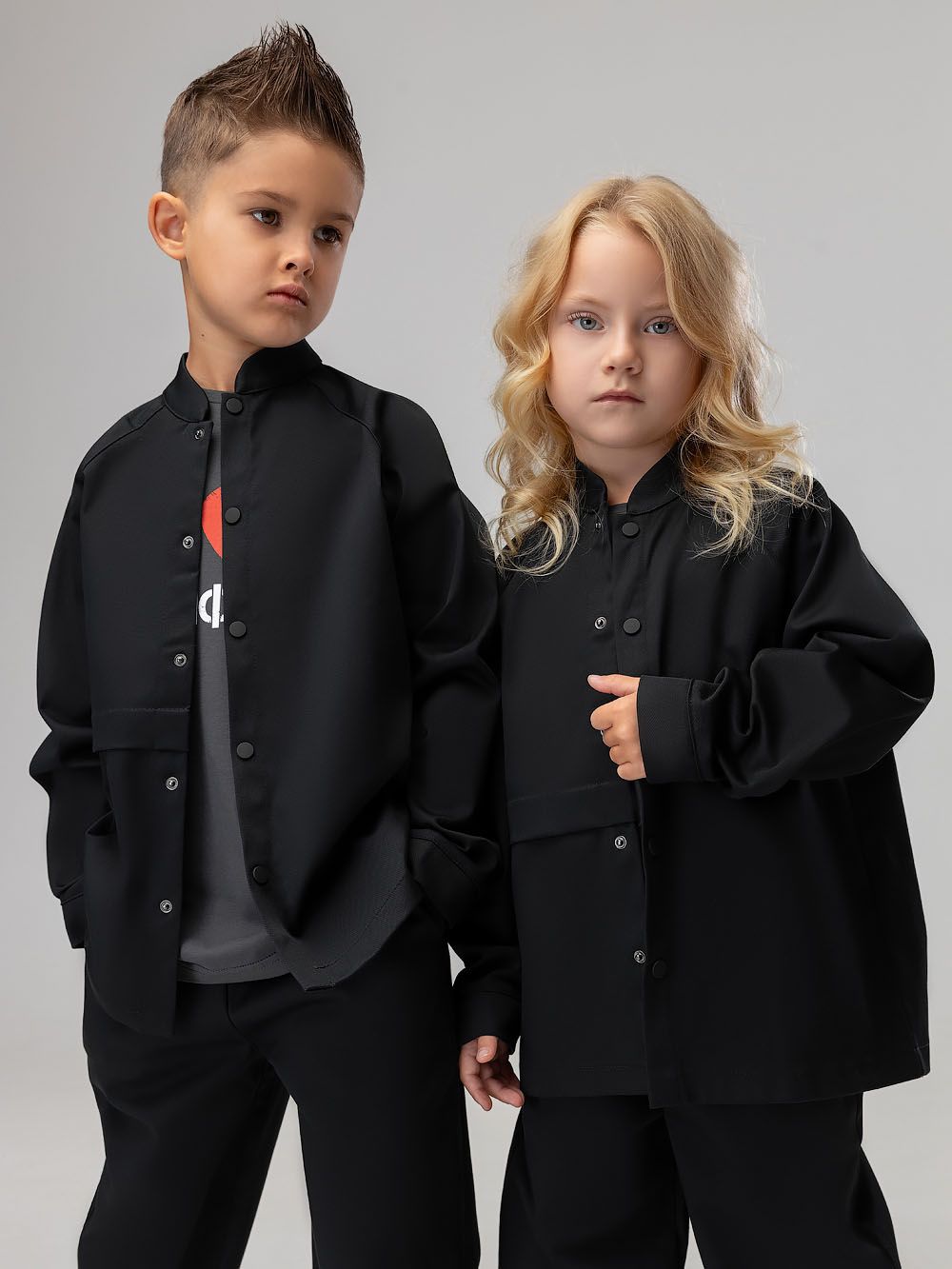 Костюм с рубашкой на кнопках - фото 3