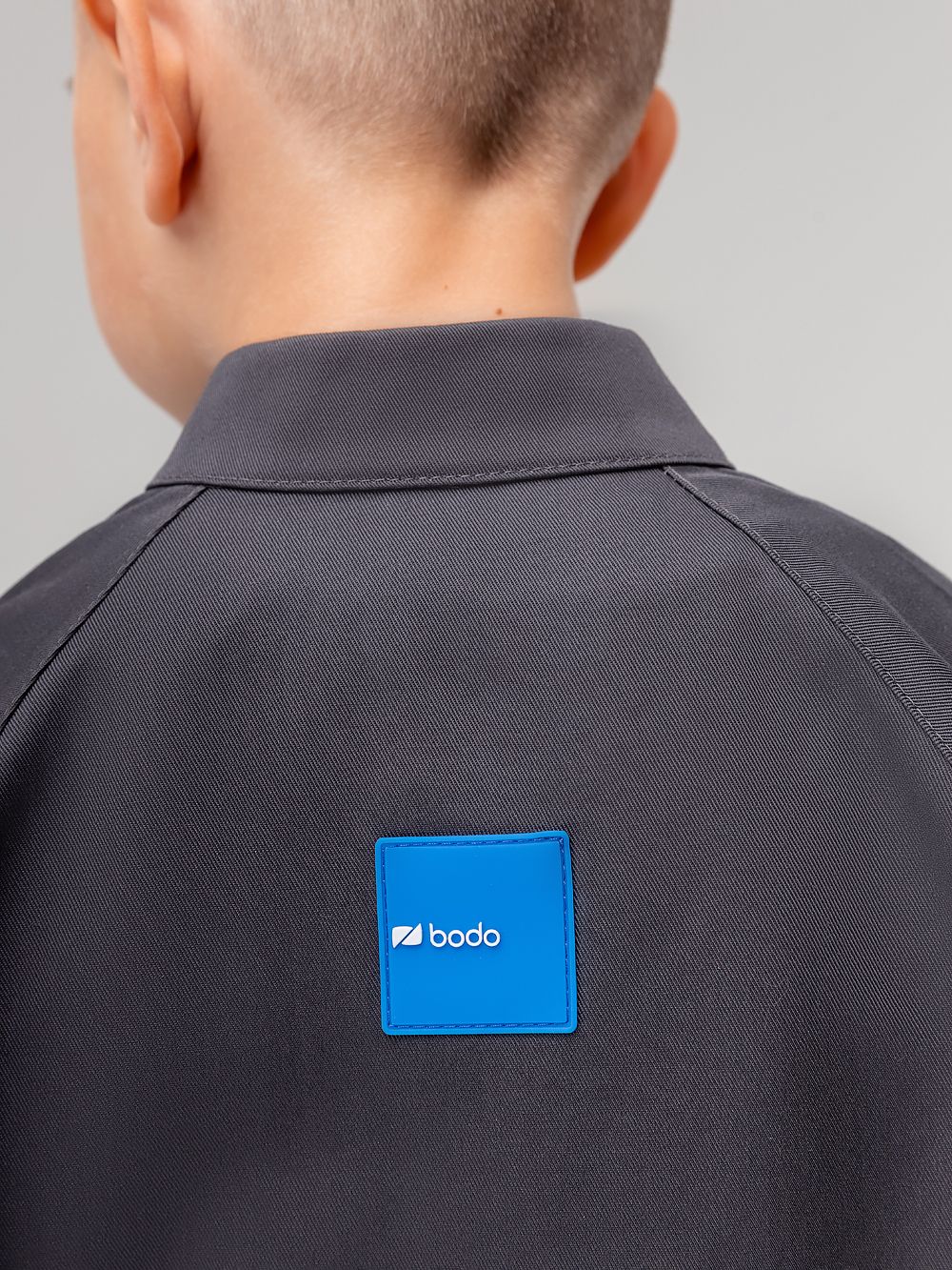 Костюм с рубашкой на кнопках - фото 14