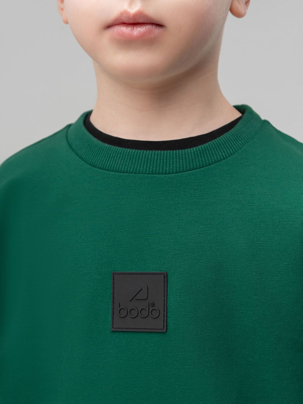 Костюм с нашивкой - фото 4