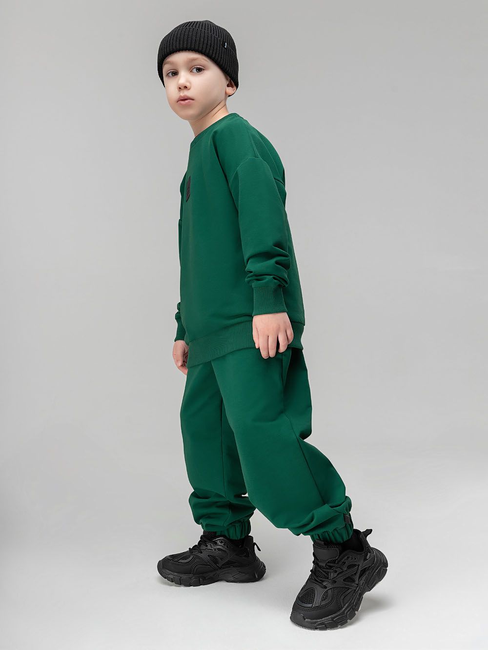 Костюм с нашивкой - фото 6