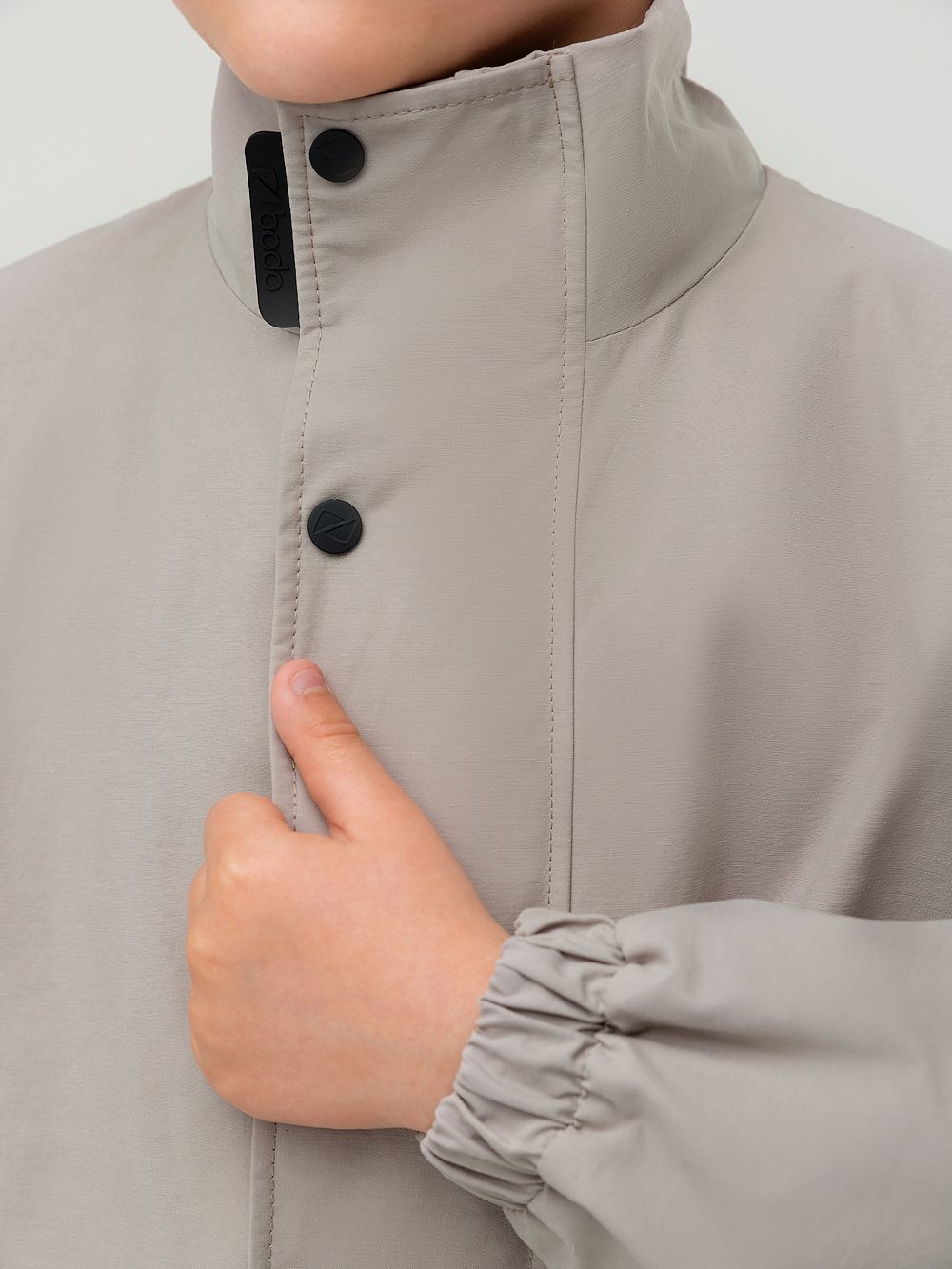 Ветровка с воротником стойкой - фото 6