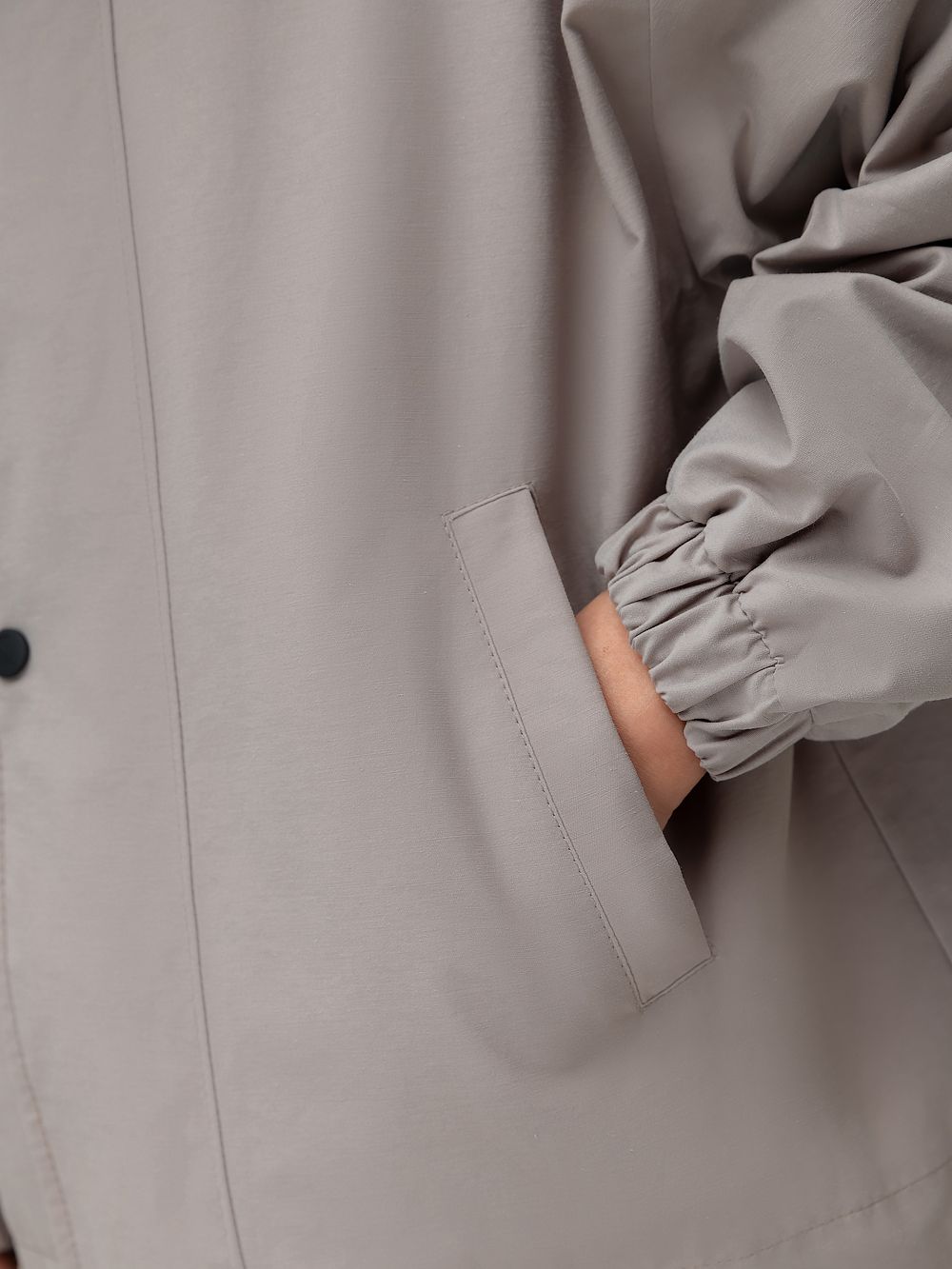 Ветровка с воротником стойкой - фото 8