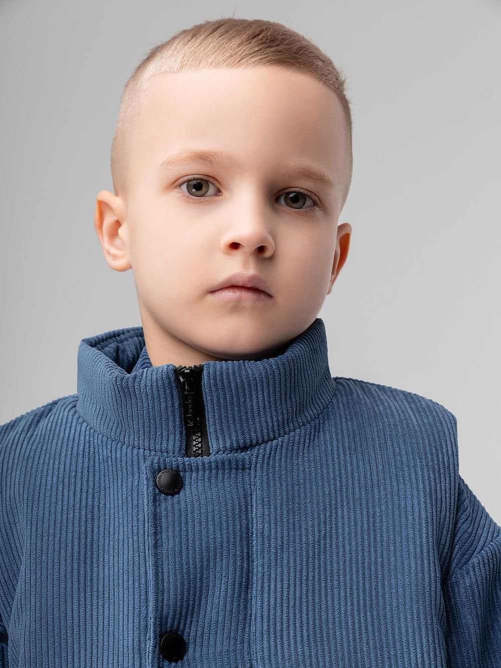 Жилет вельветовый утеплённый - фото 7