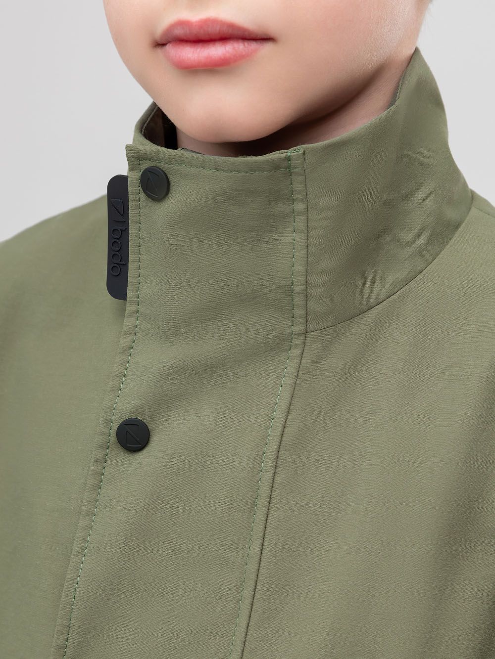 Ветровка с воротником стойкой - фото 6