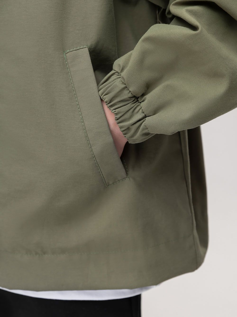 Ветровка с воротником стойкой - фото 10