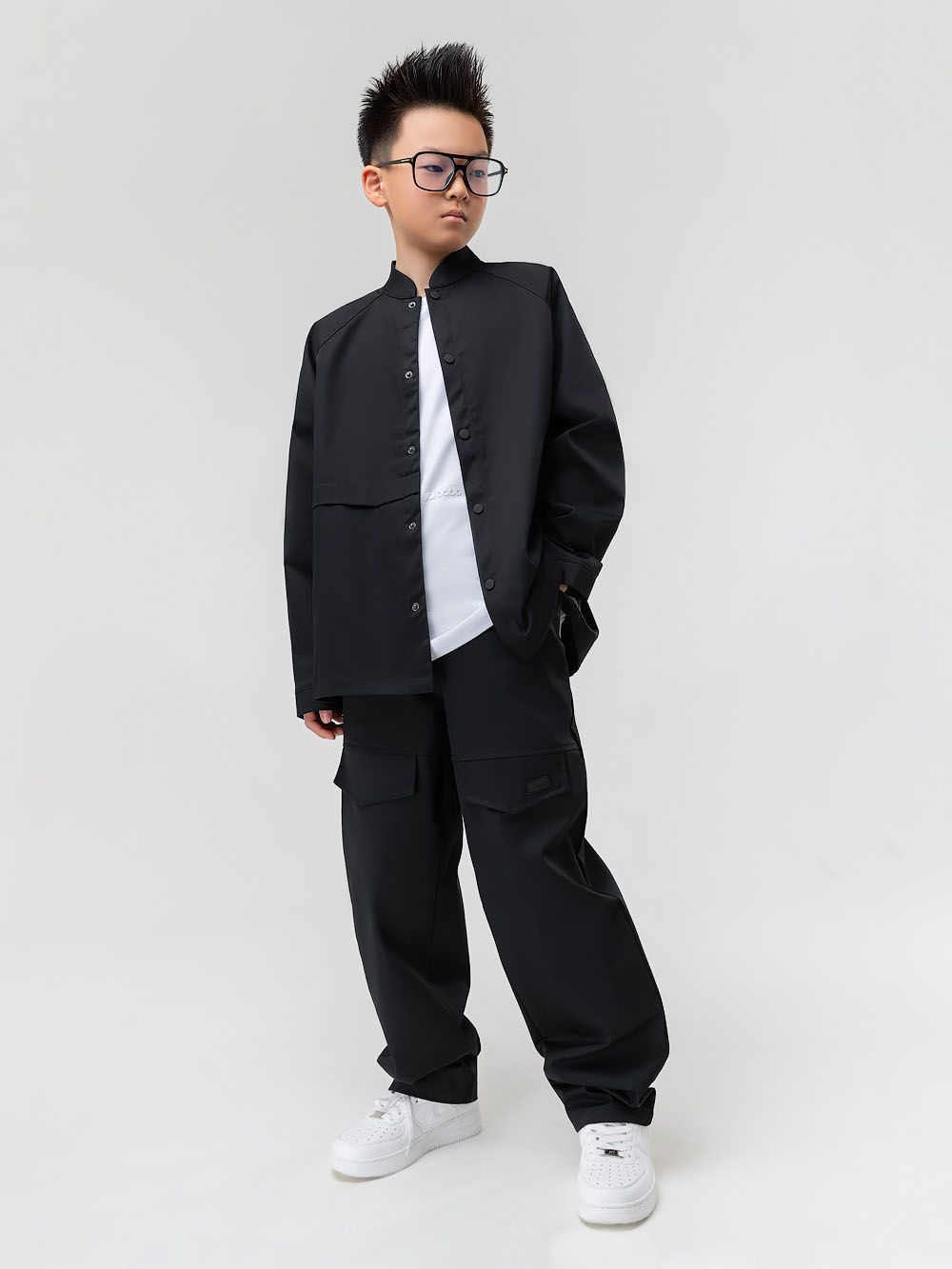 Костюм из ткани саржевого переплетения - фото 1