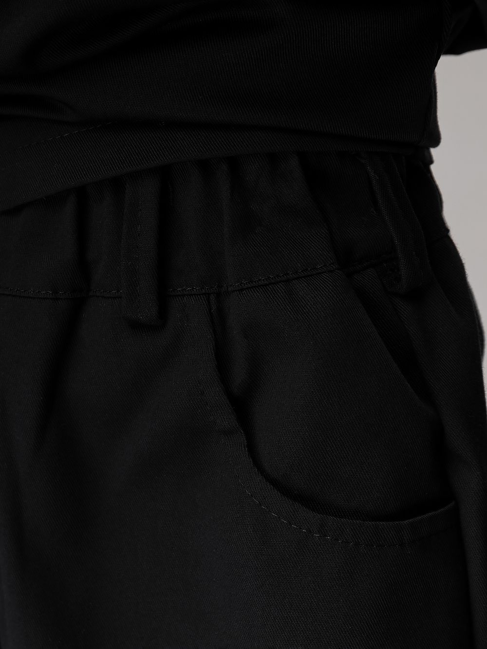 Костюм из ткани саржевого переплетения - фото 11