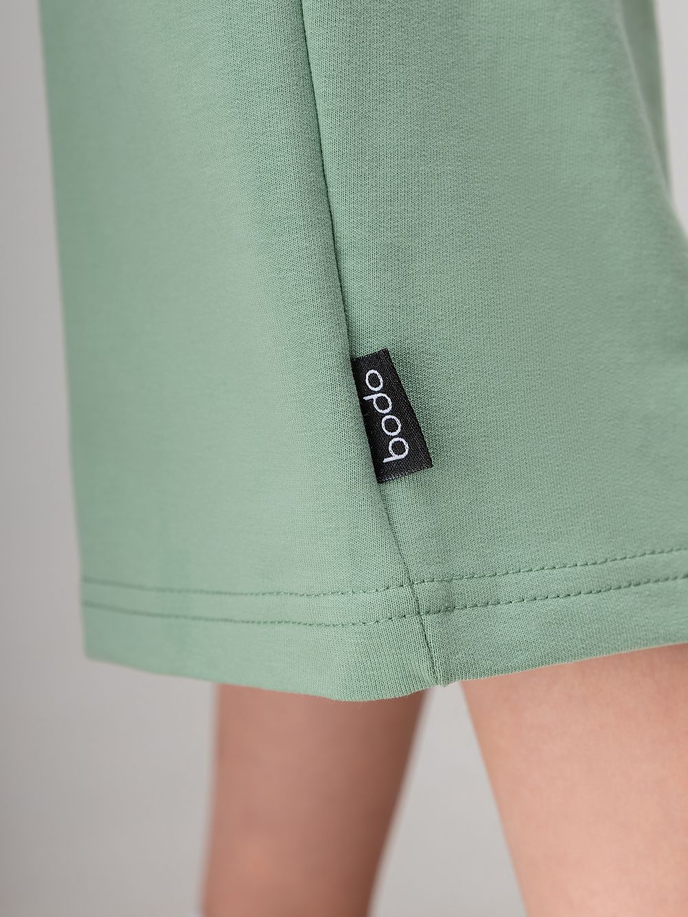 Шорты прямые с карманами - фото 6