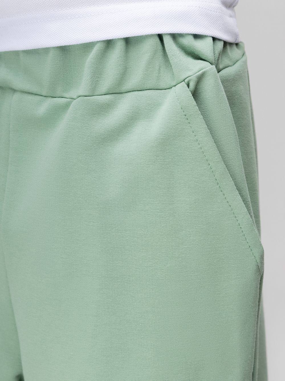 Шорты прямые с карманами - фото 8