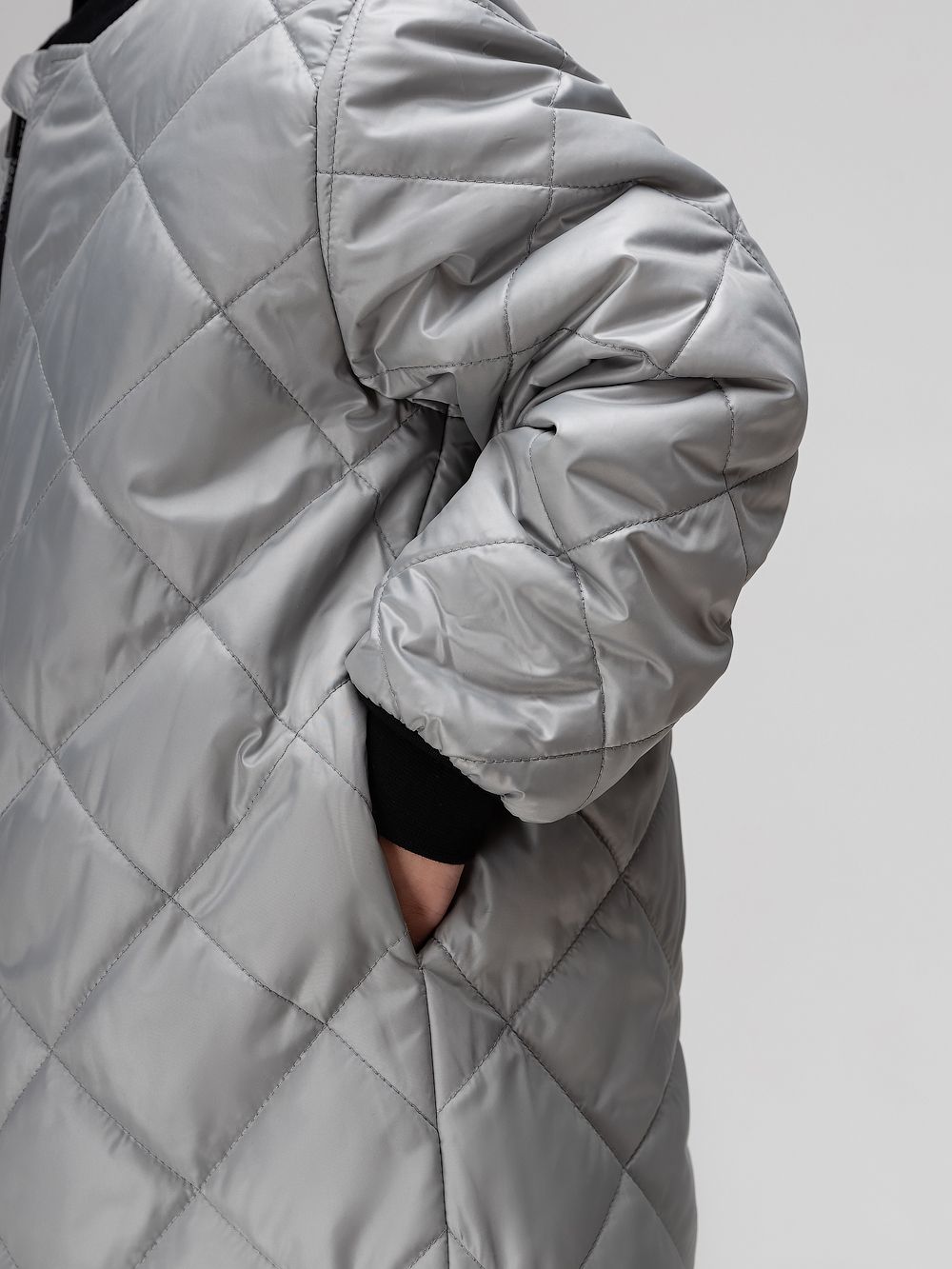 Стеганный бомбер - фото 6