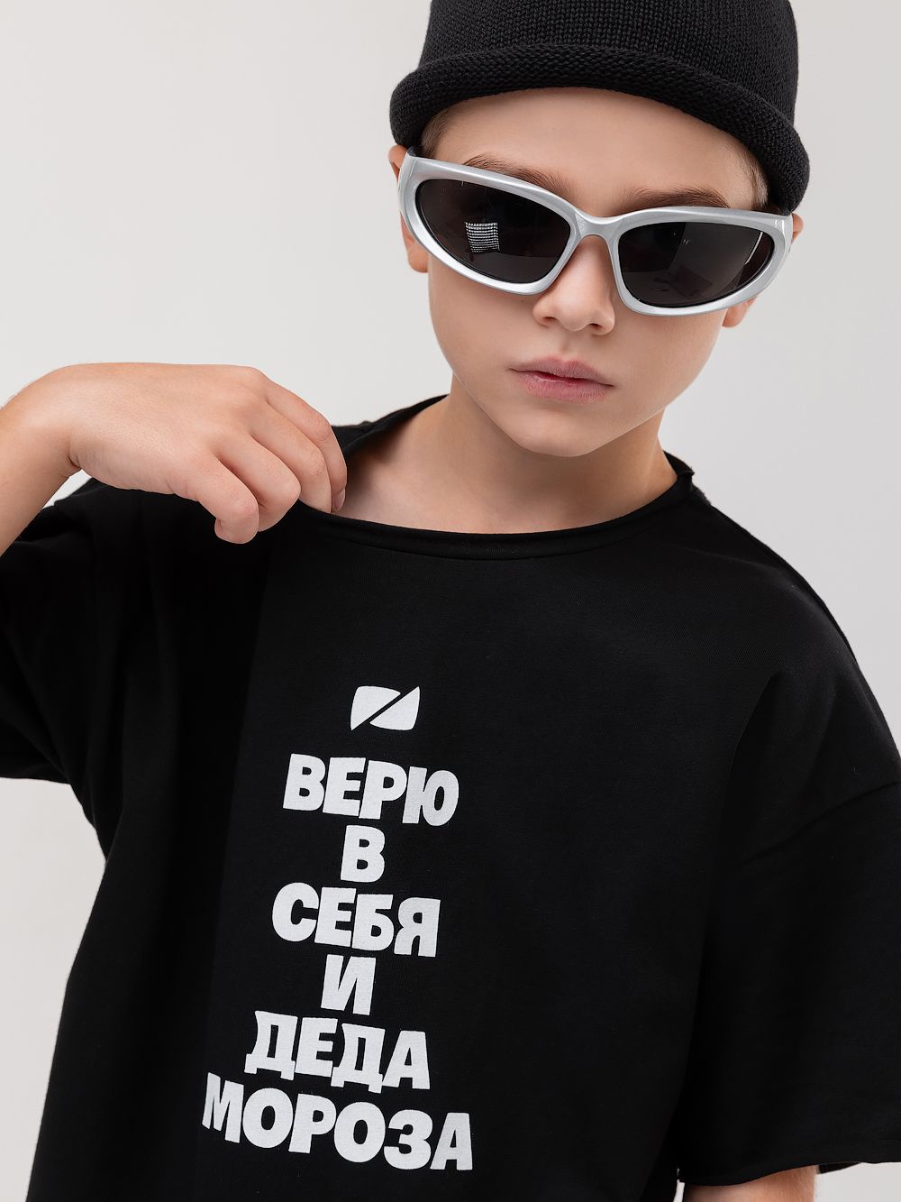 Футболка с НГ принтом - фото 1
