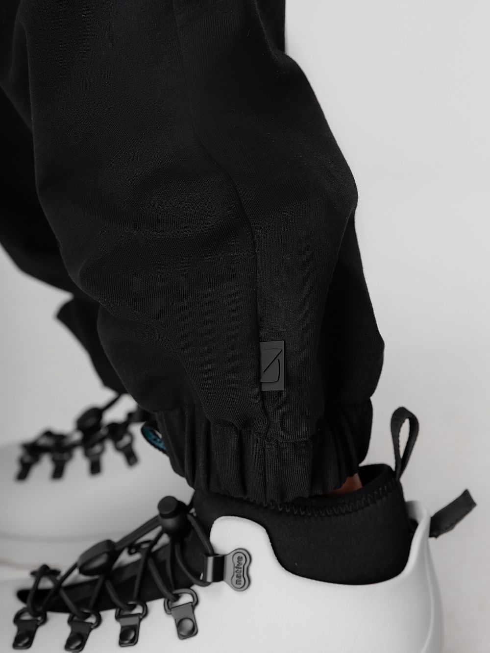 Костюм с нашивкой - фото 9