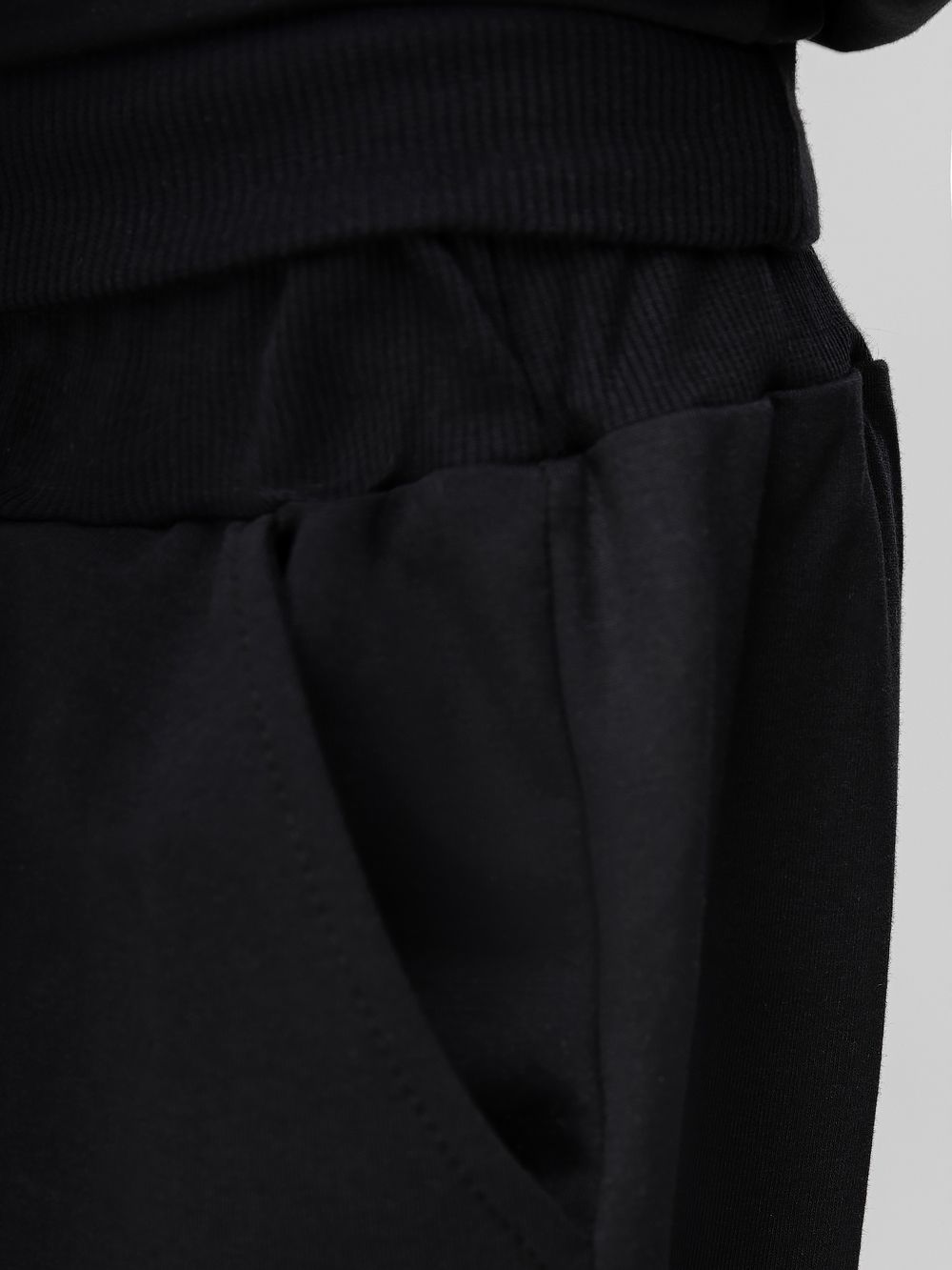 Костюм с нашивкой - фото 10