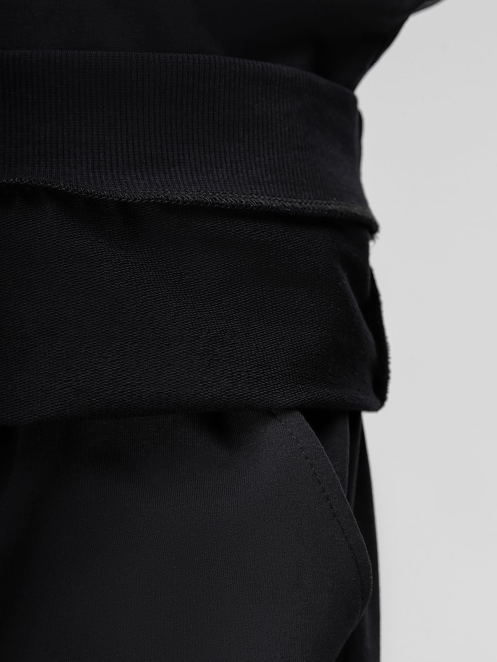 Костюм с нашивкой - фото 11