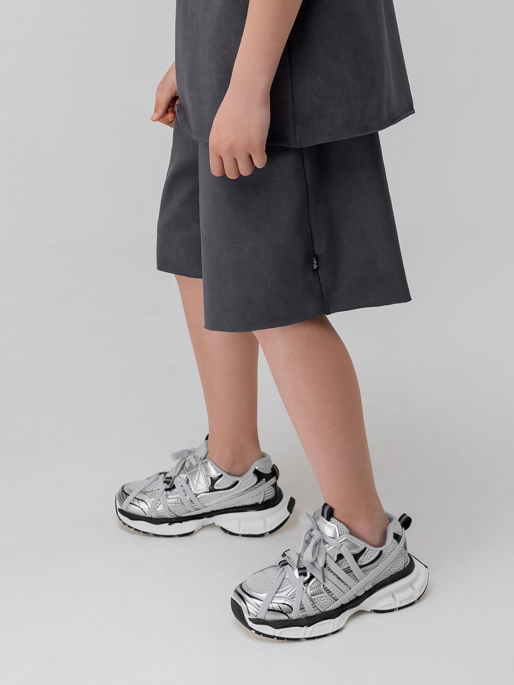 Костюм с необработанным краем - фото 5