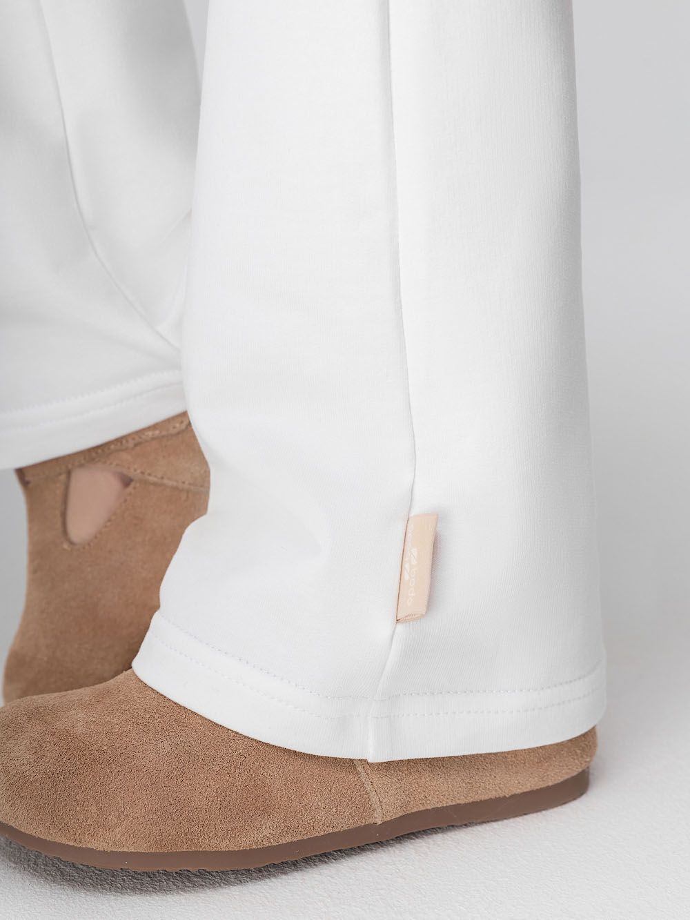 Костюм с баской 