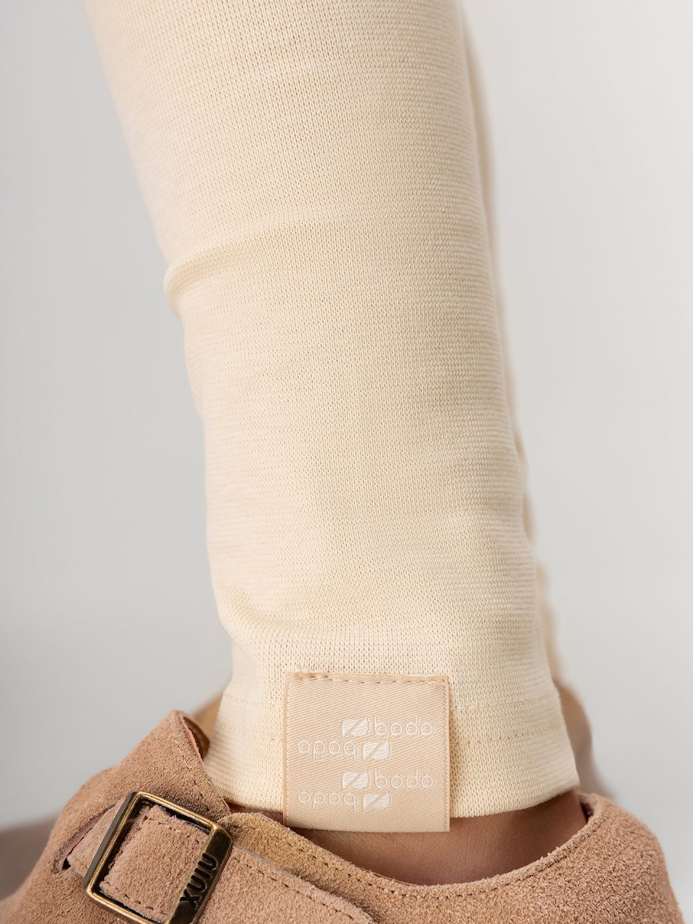 Костюм с асимметричным низом - фото 7