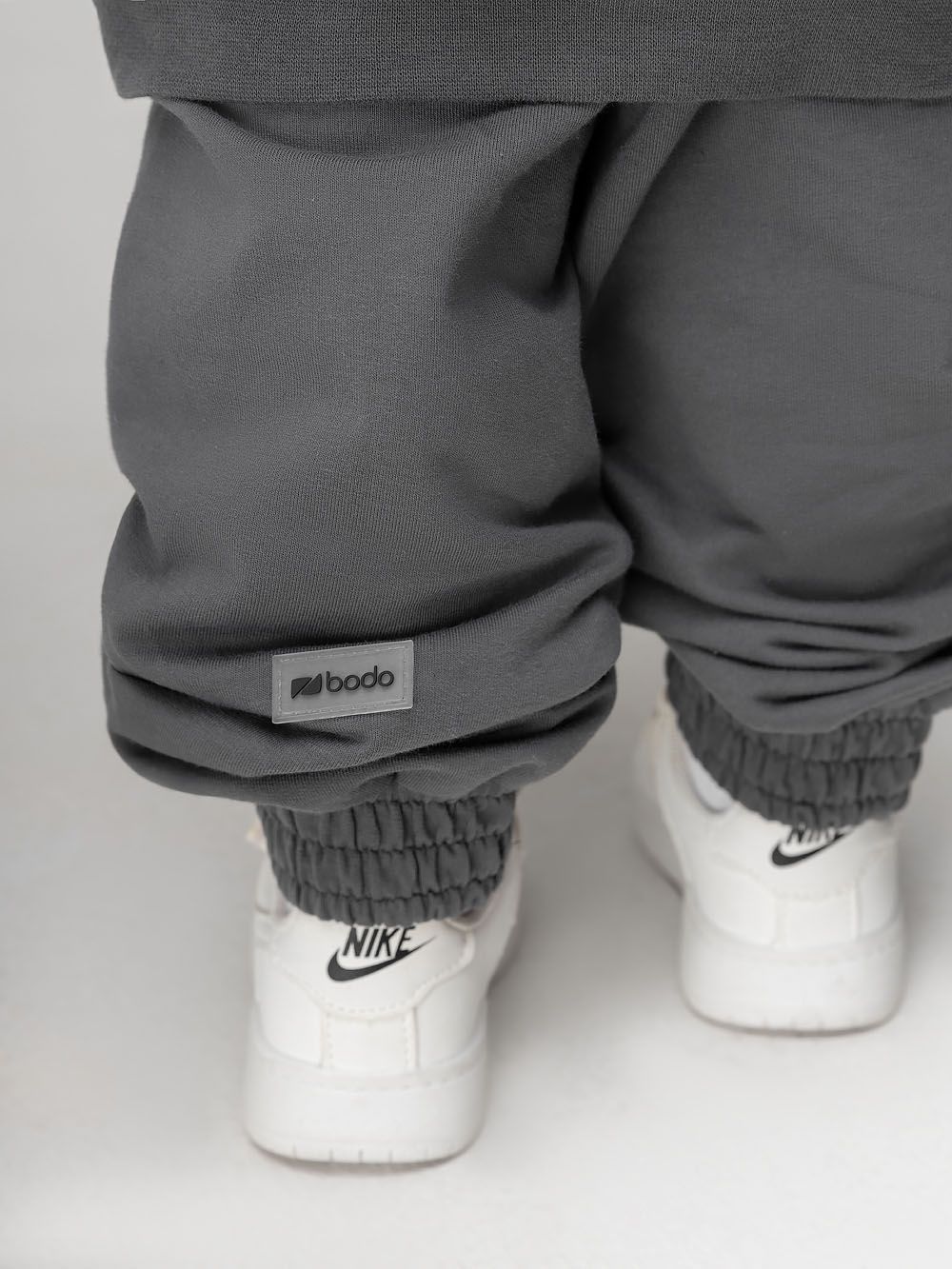 Костюм с оверсайз худи - фото 10