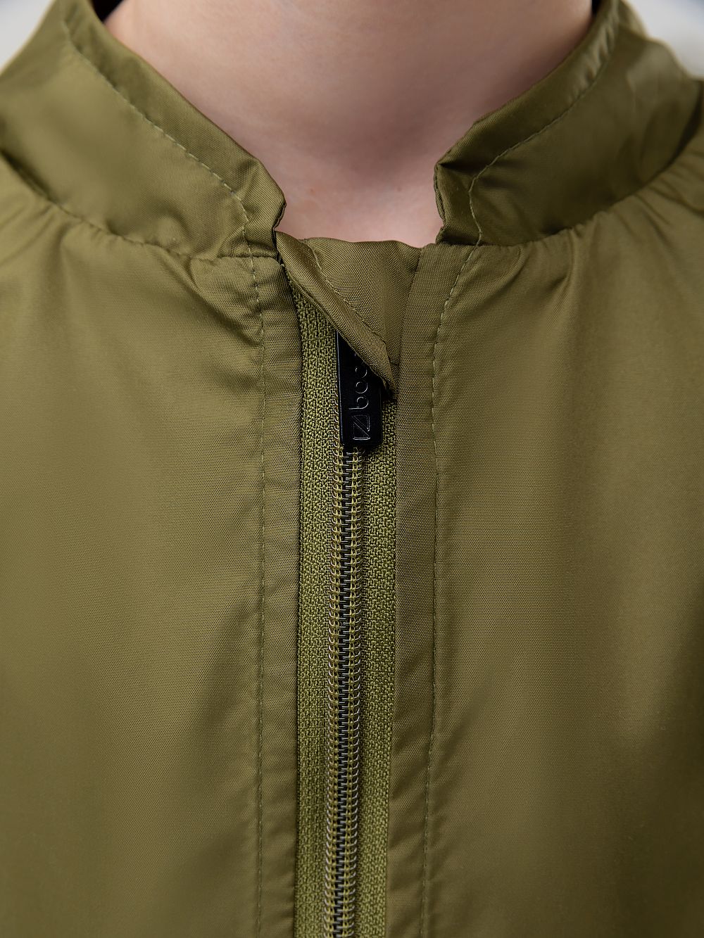 Бомбер на молнии - фото 6